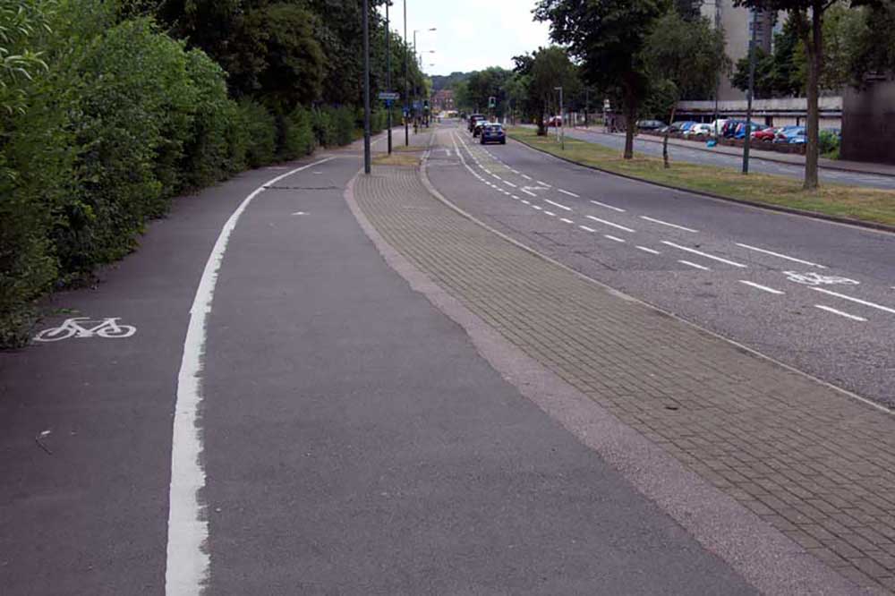 Two cycle paths