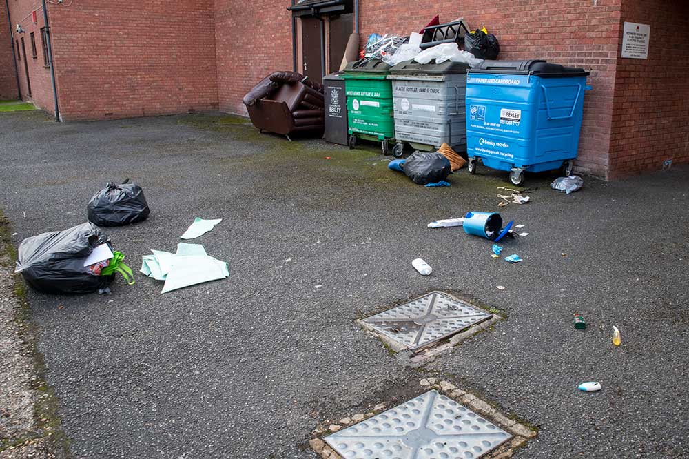 6 August Rubbish collection. Rubbish redistribution