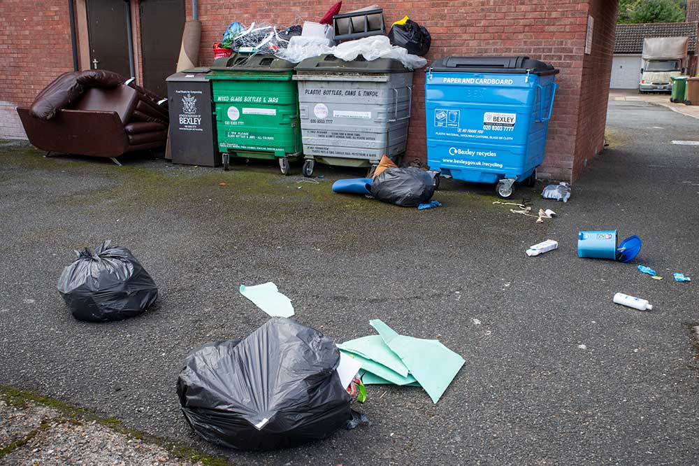 6 August Rubbish collection. Rubbish redistribution